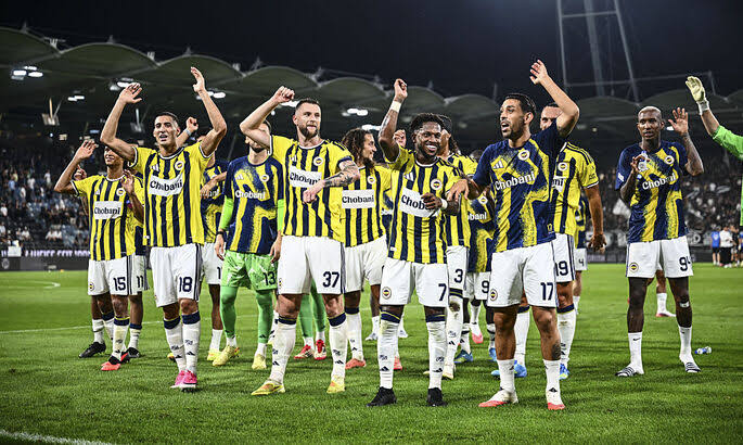 Photo: 🟡🔵🆚⚫🔵 Champions League playoffs today: Fenerbahce hosts Lyon – a ticket to the main round is at stake